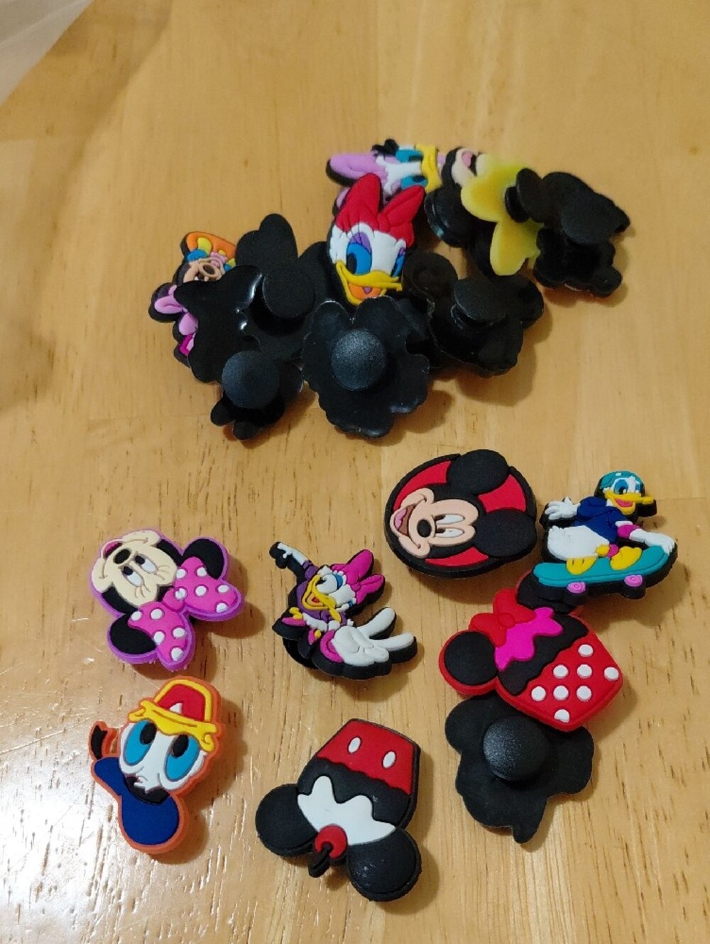 Minnie & Mickey Cartoon CROC Charms Pack